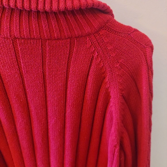 Red knit zip up sweater - Picture 7 of 9